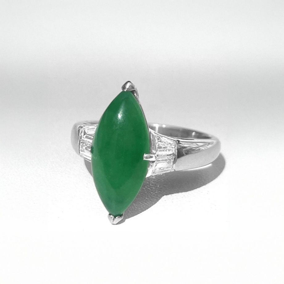 ひすい3.45ctプラチナリングダイヤ0.35ct付