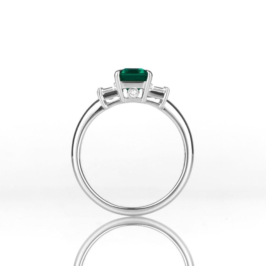 コロンビア産エメラルド1.48ctプラチナリングダイヤ0.64ct付(GRS宝石鑑別書付)