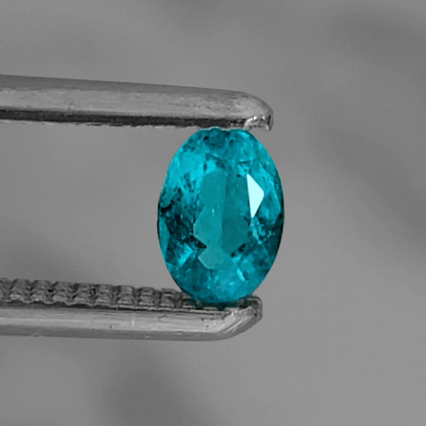 ブラジル産バターリャ鉱山パライバトルマリン0.178ct(中央宝石研究所 