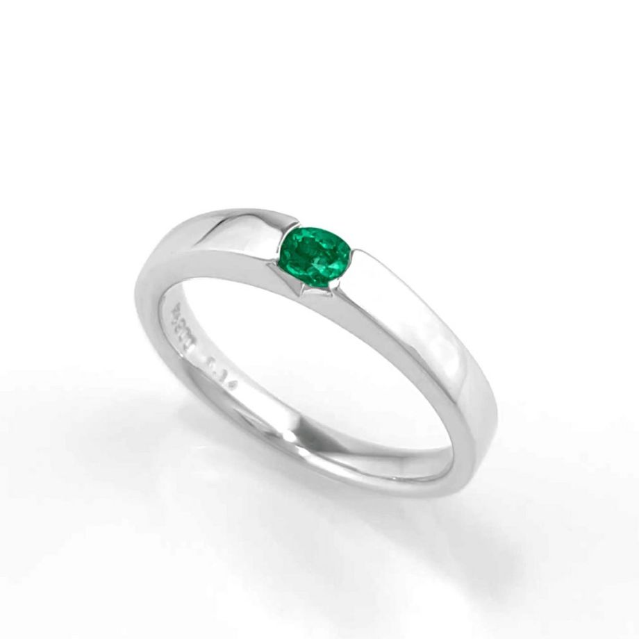 コロンビア産無処理エメラルド(ノンオイル)0.14ctプラチナリング(GIA宝石鑑別書付)
