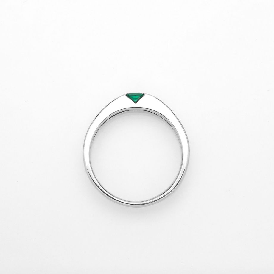 コロンビア産無処理エメラルド(ノンオイル)0.14ctプラチナリング(GIA宝石鑑別書付)
