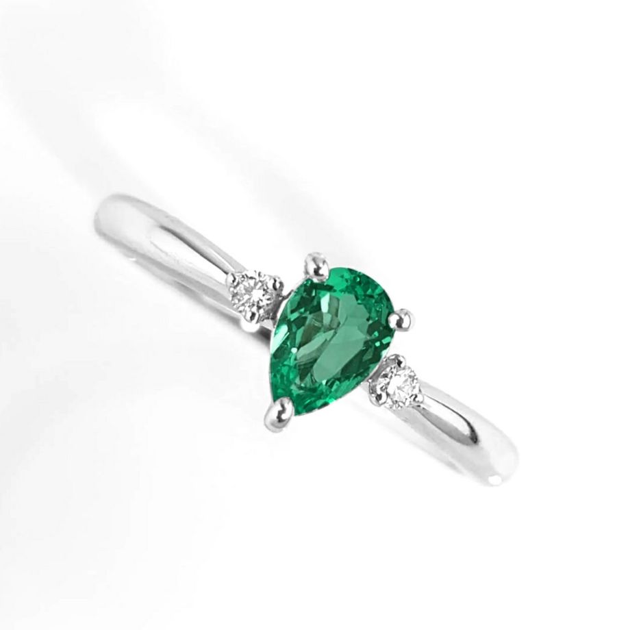 ノンオイルエメラルド　リング　20号 楽天市場】ノンオイル ザンビア産エメラルド 1.21ct リング 13号