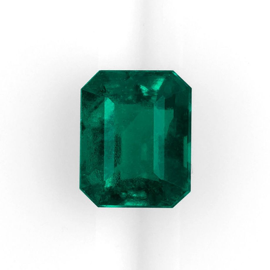 コロンビア産ムゾー鉱山無処理エメラルド(ノンオイル)0.85ct(GRS宝石鑑別書付)