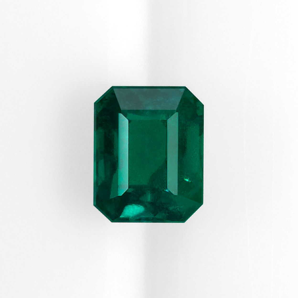 コロンビア産ムゾー鉱山無処理エメラルド(ノンオイル)0.85ct(GRS宝石鑑別書付)