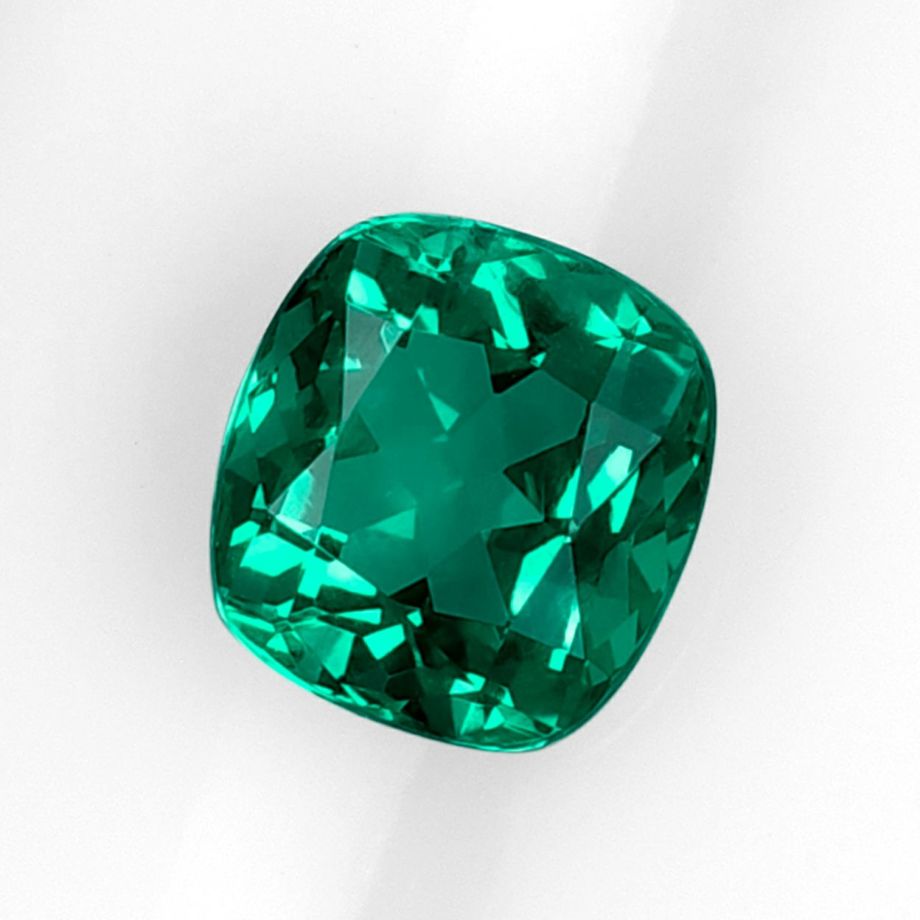 コロンビア産無処理エメラルド(ノンオイル)0.98ct(GIA宝石鑑別書付)