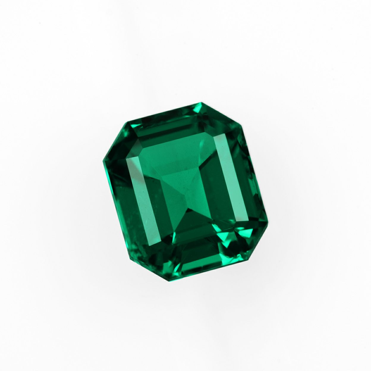 コロンビア産ムゾー鉱山無処理エメラルド(ノンオイル)0.64ct(SSEF宝石鑑別書 GUBELIN宝石鑑別書付)