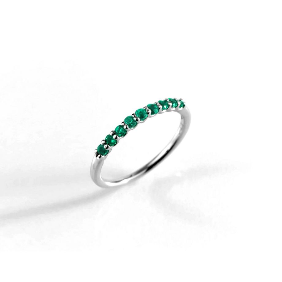 コロンビア産エメラルドハーフエタニティプラチナリング