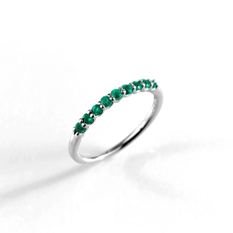 コロンビア産エメラルドハーフエタニティプラチナリング