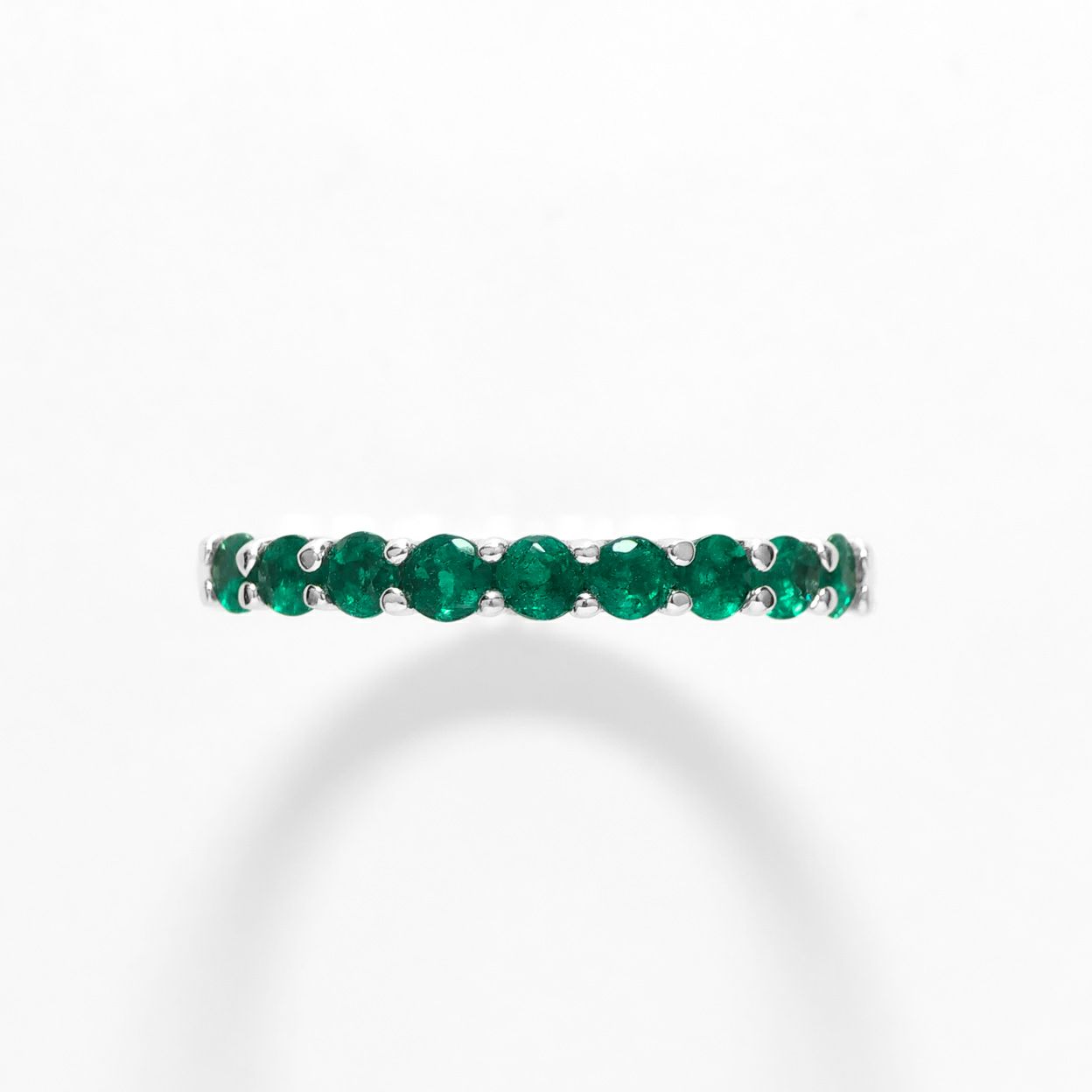 コロンビア産エメラルドハーフエタニティプラチナリング