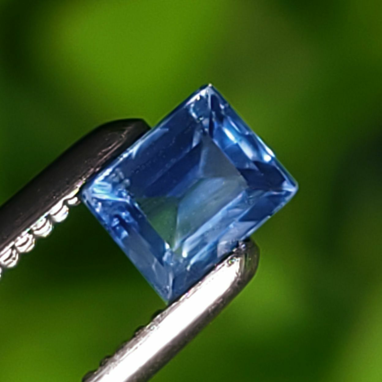 非加熱カシミールサファイア0.43ct(GRS宝石鑑別書 GIA宝石鑑別書 日独宝石鑑別書付)