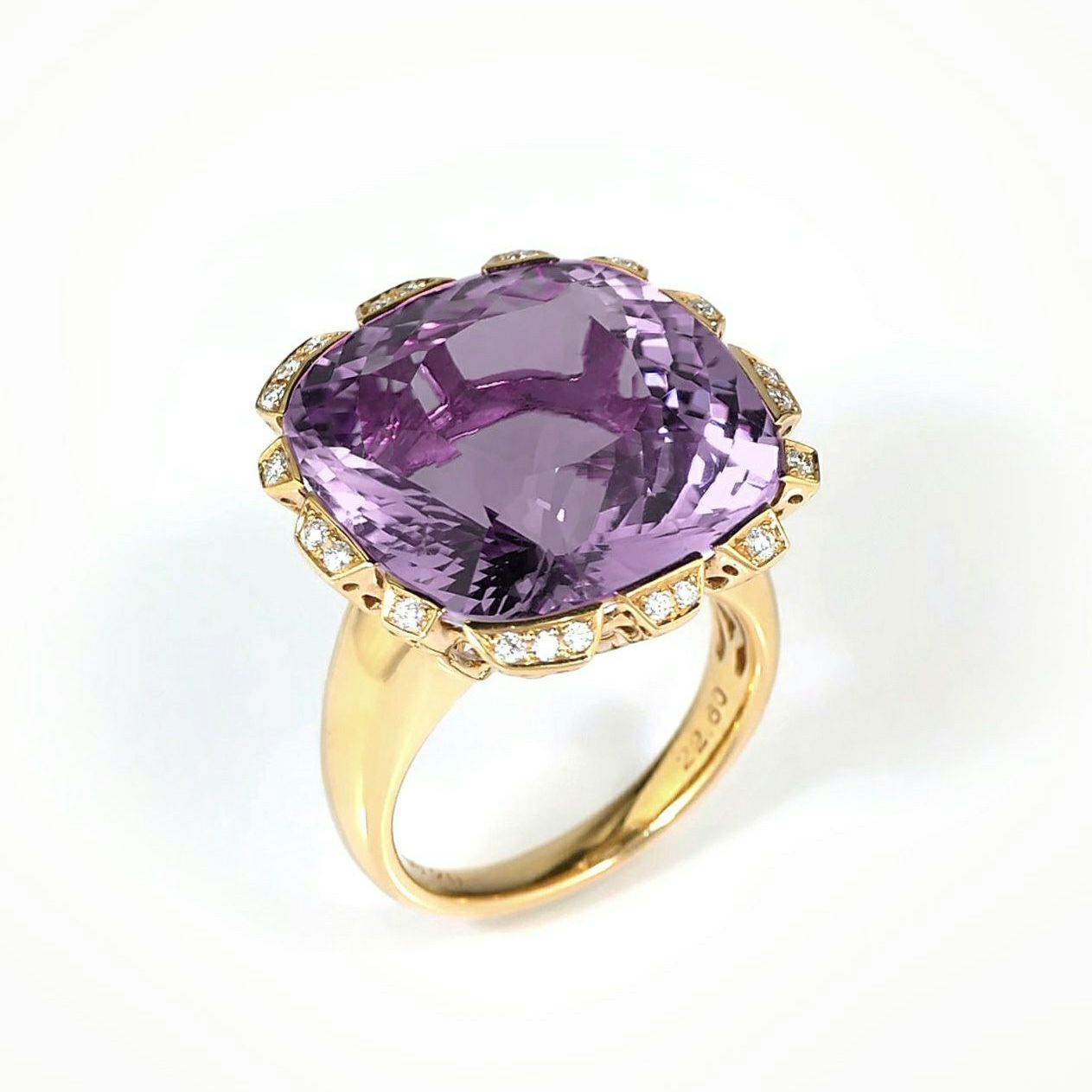 アメシスト22.6ctK18ゴールドリングダイヤ0.20ct付(中央宝石研究所宝石鑑別書付)