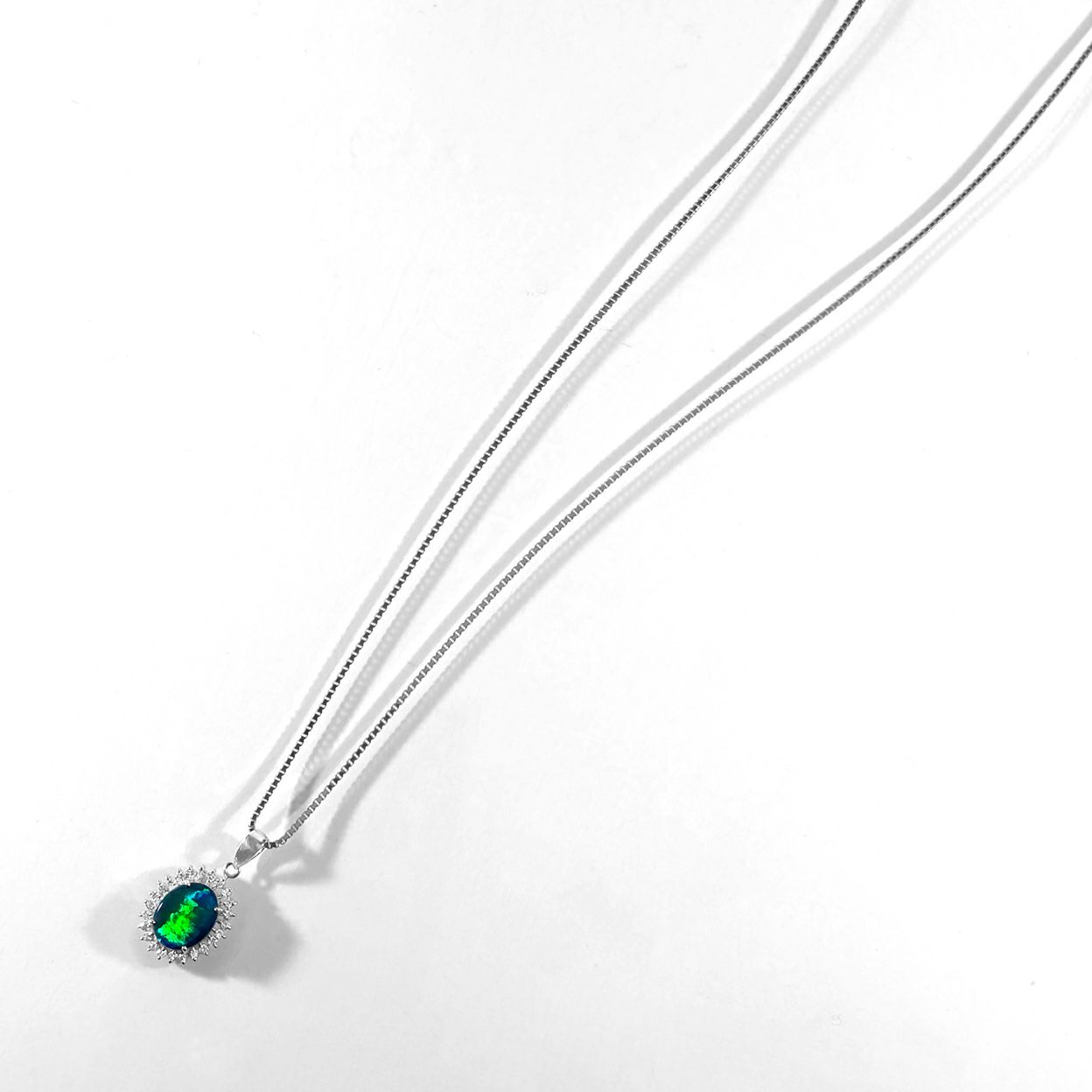 ブラックオパール1.16ctプラチナネックレスダイヤ0.24ct付(宝石鑑別書付)