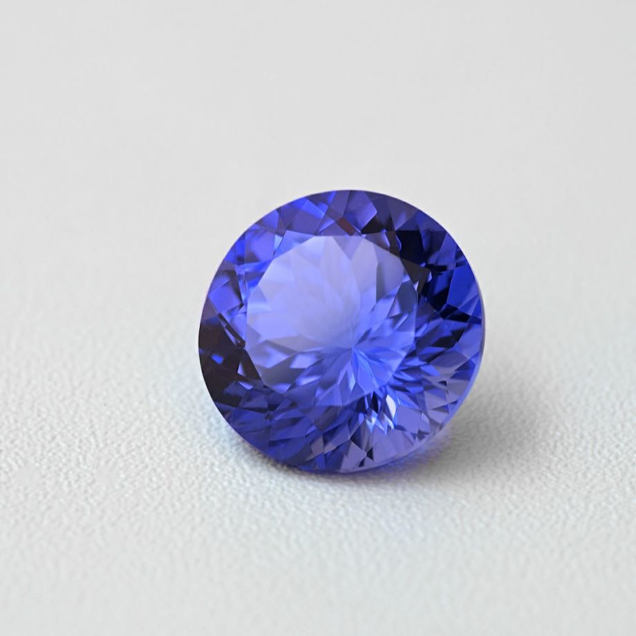 タンザナイト6.37ct(GIA宝石鑑別書付)