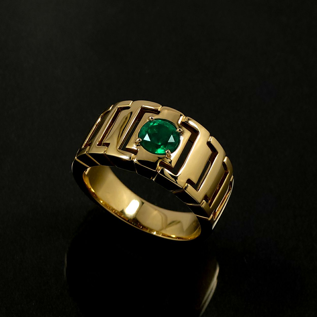 コロンビア産エメラルド0.77ctK18ゴールドリング(GIA宝石鑑別書付)【F1】